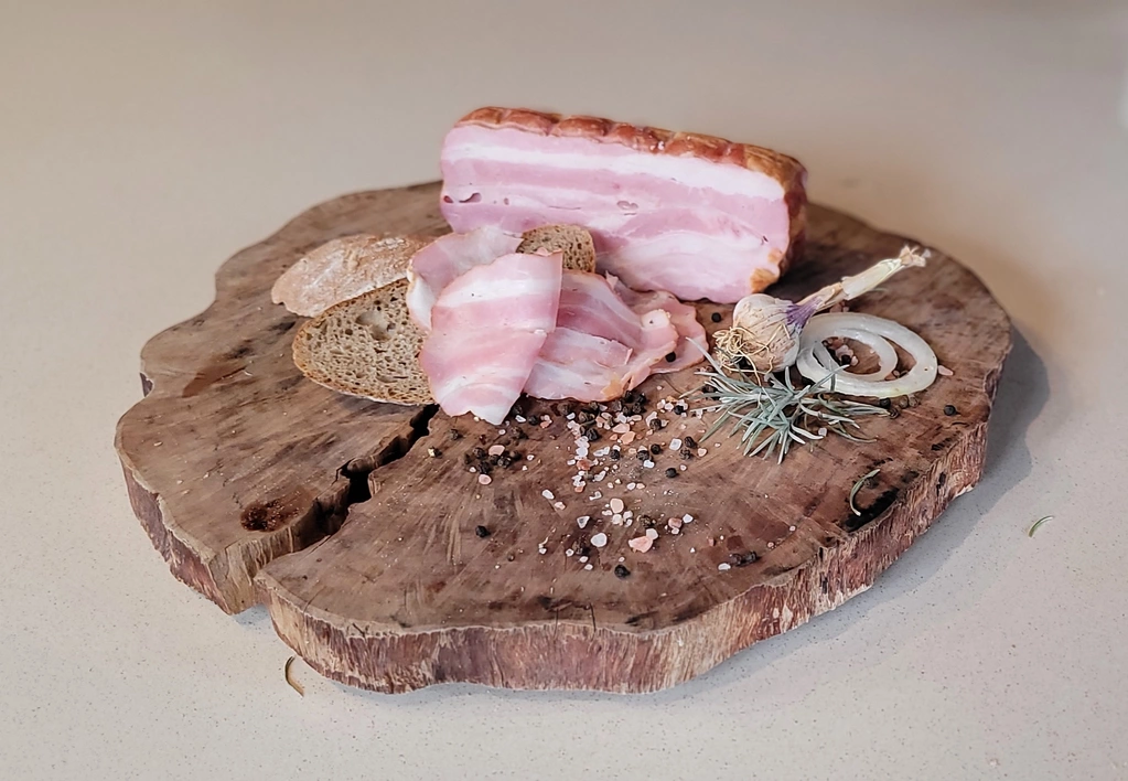 Lhotecká anglická slanina krájená, min. 100 g